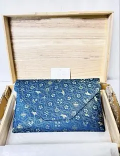 Item thumbnail for item 223d9288-1c0b-452b-91ba-fecc23c629c9