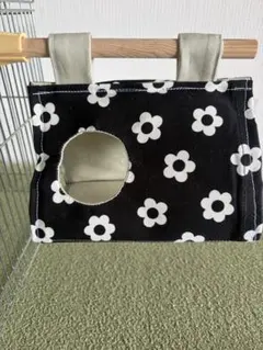 Item thumbnail for item fcf89e6f-2df2-4d2c-948d-23d4fce2b56f