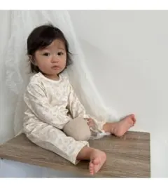 キッズズー　小花柄ロンパース ボディスーツ　ベージュ70