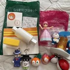 リカちゃん人形とマクドナルドの玩具セットのサムネイル