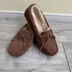 ★UGG レディースブラウン スエード モカシン 24cm★