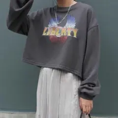 新品 フェザー柄 ショート丈 スウェット レディース スミクロ F