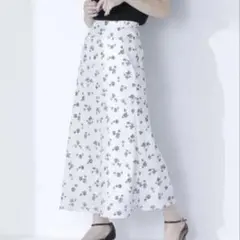 【美品】 フラワープリントナロースカート M ホワイト
