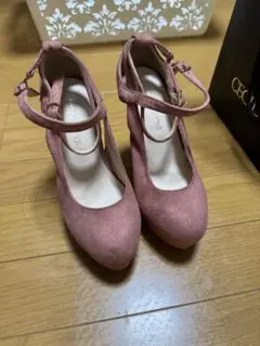 ピンク スエード ストラップ付きハイヒール
