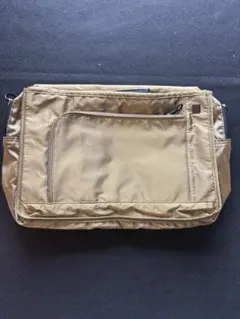 Item thumbnail for item a4249323-90b7-4554-af02-752e4d088fdd