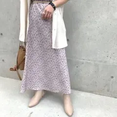 美品 カプリシューレマージュ プリント マーメイド スカート 上品 華やか 春のサムネイル
