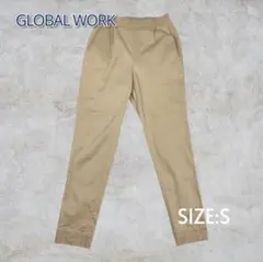 GLOBAL WORK　タックテーパードパンツ　Sサイズ　ベージュ