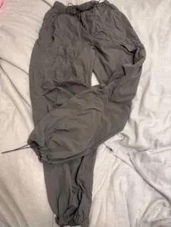 グレー ワークパンツ ドローストリング