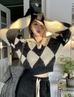 ダイヤ柄 クロップド丈セーター