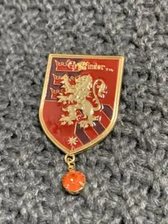 新品☆ハリーポッター　グリフィンドールバッジ