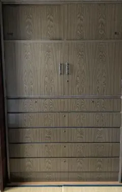 jyアンティーク調 ガラスキャビネット3枚扉 食器棚・飾り棚44×107×189 jyアンティーク調 ガラスキャビネット3枚扉 食器棚・飾り棚44×107×189