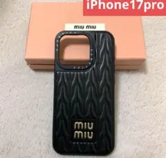 miumiu ブラック　 iPhoneケース　17pro