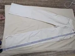 something ホワイト ストレートデニムパンツ W61 H88