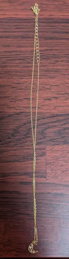 ゴールド 三日月モチーフ ネックレス