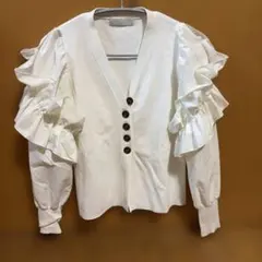 セルフォード フリルショルダー　スカラスリーブニット　カーディガン ホワイト