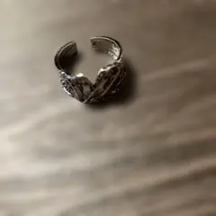 【318】アメカジ シルバー色 装飾オープンリング フリーサイズ 16号