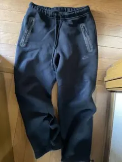 Nike ブラック テックフリース　パンツ