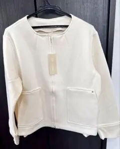 新品タグ付♡大人可愛い✨ノーカラー美ラインジャケット 3L アイボリー