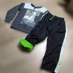 140㌢男の子トレーナー