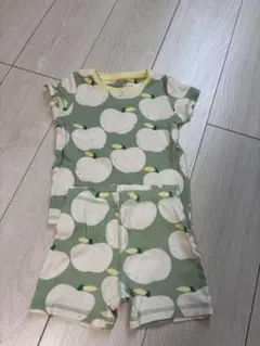 ネクスト　リンゴ柄 半袖・ショートパンツセット