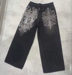 archive graphic】柄刺繍 ブラックデニムパンツ opiumバギー - メルカリ