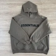ESSENTIALS フード付きパーカー オリーブグリーン