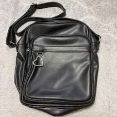 WEGO ショルダーバッグ ブラック ハートチャーム付きのサムネイル