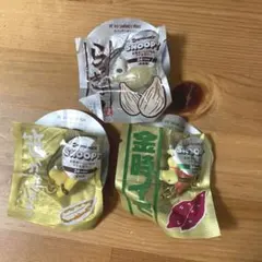 【ペプシコラボ】スヌーピー　全国おいしいものアクセサリー　ストラップ3種