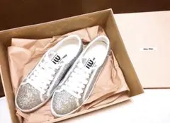 【miumiu】新品✨ミュウミュウ❣️グリッタースニーカー ラメ シルバーホワイトのサムネイル