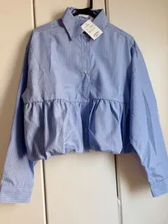 ストライプ クロップドシャツ 長袖　新品です。