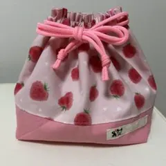 お弁当袋裏地付き❤いちごバスケット❤カゴ柄❤イチゴ柄❤ハンドメイド お弁当袋裏地付き❤いちごバスケット❤カゴ柄❤イチゴ柄