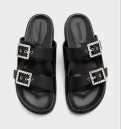 CHARLES & KEITH ジェムバックル ダブルストラップサンダルのサムネイル