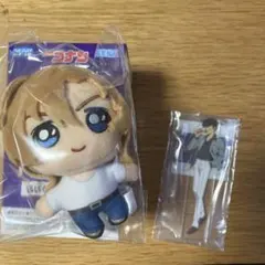 コナン ぬいぐるみとアクスタ