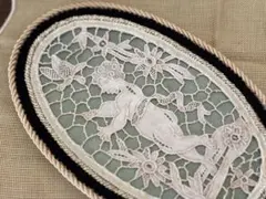 本日限定価格※フランスアンティーク イニシャル刺繍 ウッドレリーフ