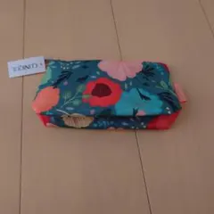 クリニークポーチ