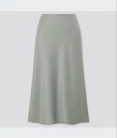 ユニクロ　サテンナローフレアスカート　M 新品