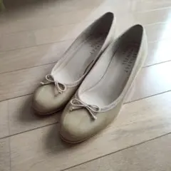 MARGARET HOWELL idea エナメルパンプス ベージュ　23cm