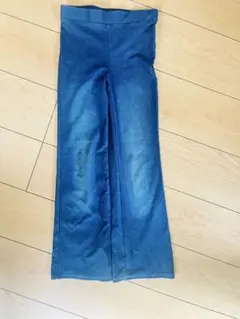 H&M デニムブルー フレアパンツ EUR 128
