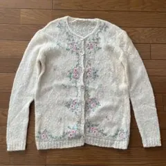馬里邑（MARIMURA）ニット トップス 花柄 刺繍 オフホワイト 昭和レトロのサムネイル