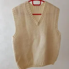 ハンドメイド　アイボリー Vネック ニットベスト女性用