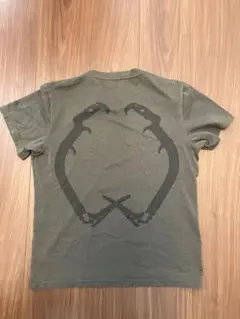 MOUNTAIN HARDWEAR OE6948 バックプリントTシャツ　グレー