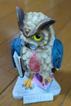 教授 フクロウ 置物 オブジェ