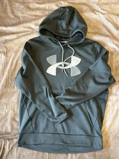 Under Armour ダークグレー フード付きパーカー L