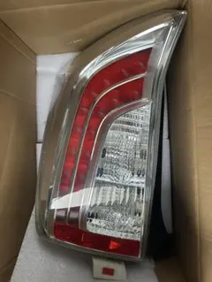 2026年最新】30 プリウス テールランプ純正の人気アイテム - メルカリ