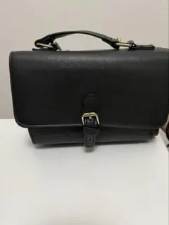 ブラックショルダーバッグ