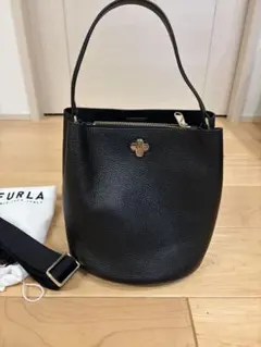 新品FURLA ダナエ　バケットバッグ　ショルダーバッグ ブラックのサムネイル