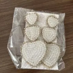 ハート　ビーズ　3連　ピアス　ホワイト