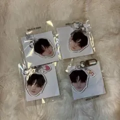 treasure カプセルトイ 喜怒哀楽 ヨシ 顔アクキー コンプリート