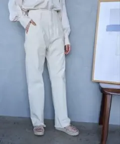 mysty woman ハイウエストカットオフデニムパンツ　ホワイト　Sのサムネイル