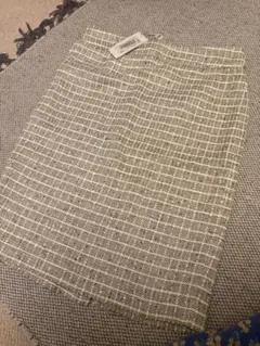 ARMANI COLLEZIONI ツイード タイトスカート 新品タグ付き